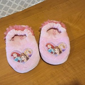 Kids slippers